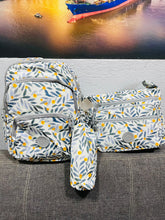 Cargar imagen en el visor de la galería, Mochila combo juvenil con bolsa MOD LD-25-6