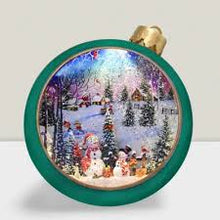 Cargar imagen en el visor de la galería, Adorno navideño musical, con caída de nieve, dos diseños colores MOD WDL-24075A B