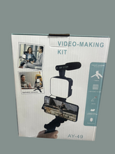 Cargar imagen en el visor de la galería, Trípode de mini palo de selfie para micrófono de estudio profesional con luz de llenado adecuado para soporte de escritorio de grabación de vídeo vlog de cámara móvil AY-49
MOD BBG-60160