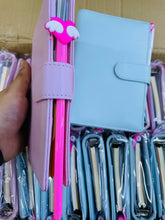 Cargar imagen en el visor de la galería, Organizador de ahorro de dinero A6, carpeta de presupuesto de cuero PU, cuaderno