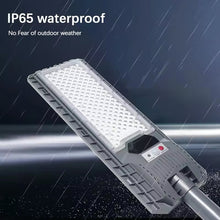 Cargar imagen en el visor de la galería, Luz Solar superbrillante mejorada para jardín, lámpara Solar para exteriores, Sensor de movimiento, focos de calle de alta potencia, iluminación para exteriores 600 W. MOD ZE-2161