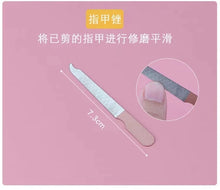 Cargar imagen en el visor de la galería, Mini cortaúñas de personajes kawai