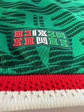 Cargar imagen en el visor de la galería, Playera de Mexico de jugador premium A