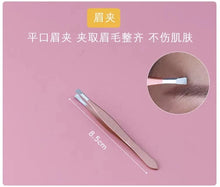 Cargar imagen en el visor de la galería, Mini cortaúñas de personajes kawai