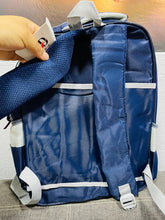 Cargar imagen en el visor de la galería, Mochila combo de niños con luz MOD 3163