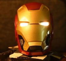 Cargar imagen en el visor de la galería, Bocina Bluetooth con luz varios personajes MOD 18802