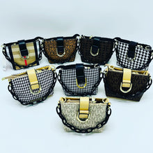 Cargar imagen en el visor de la galería, Bolsa de dama MOD LD-Y32