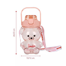 Cargar imagen en el visor de la galería, Botella de agua oso transparente Kawaii de 1 litro para niñas, botellas escolares con correa de pajita, de plástico para beber al aire libre sticker , botellas de agua de oso bonito MOD HL02