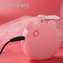Cargar imagen en el visor de la galería, Mini ventilador portátil de verano para oficina recargable de mano con luz LED de dibujos animados de cerdo, Mini ventilador refrigerante, espejo de maquillaje MODELOS SURTIDOS - mychinashop.com