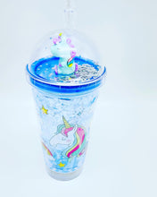 Cargar imagen en el visor de la galería, Vaso de LUZ unicornio con pajilla tapa para niños unicornio MOD XY-2105