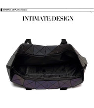 Cargar imagen en el visor de la galería, Bolsa de moda holográfica bao bao MOD 6x6