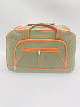 Cargar imagen en el visor de la galería, Maleta económica varios diseños MOD 250-1 y 250-4