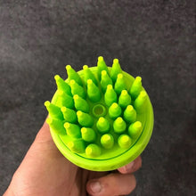 Cargar imagen en el visor de la galería, Cepillo de baño y masaje para perros y gatos, dispensador de champú para mascotas, cepillo de silicona, dispositivo de limpieza de cerdas para mascotas, peine de baño Wahser MOD SE21-39