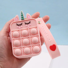 Cargar imagen en el visor de la galería, Monedero Popper sensorial de silicona, bolsa de almacenamiento de burbujas de empuje, de descompresión, unicornio arcoíris, monedero, juguete inquieto MOD GJB005