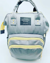 Cargar imagen en el visor de la galería, Pañalera térmica doble cierre MOD V-634 color negro