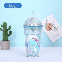 Cargar imagen en el visor de la galería, Vaso CON LUZ Botella de agua potable de doble capa, vaso de hielo de dinosaurio, portátil, de plástico, a la moda MOD XY-2103