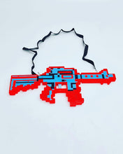 Cargar imagen en el visor de la galería, MINECRAFT juguetes de subpistola eléctrica luminosa para niños, juguetes de música con luz de mosaico, juegos de ametralladora MOD 9917