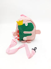 Cargar imagen en el visor de la galería, Mochila de lona con bordado de dinosaurio Prescolar mini para niños y estudiantes, mochila personalizada de dibujos animados para ir a la escuela con correa de seguridad MOD