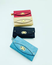 Cargar imagen en el visor de la galería, CARTERA PARA DAMA MOD AP-06 café