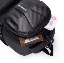 Cargar imagen en el visor de la galería, Nueva mochila de motociclista deportiva de fibra de carbono, mochila de carcasa dura impermeable MOD A1350
