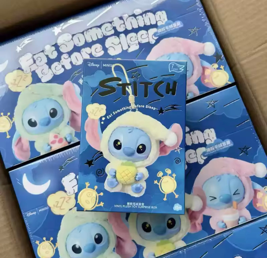 Llavero stich piña MINISO