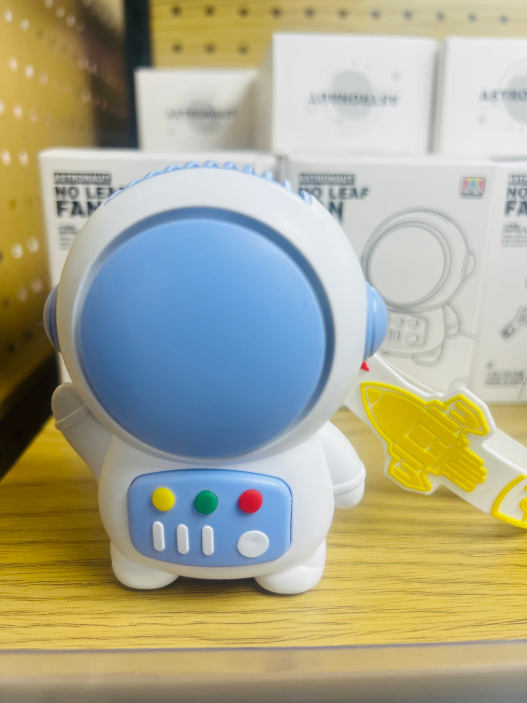 Ventilador portátil recargable de astronauta MOD ZE-2393