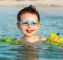 Cargar imagen en el visor de la galería, Gafas de natación impermeables para niños, lentes de colores profesionales, antiniebla, UV, accesorios de natación MOD F2412
