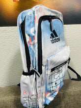 Cargar imagen en el visor de la galería, Mochila juvenil Adidas bicolor
