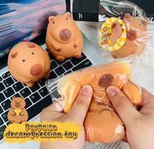 Cargar imagen en el visor de la galería, Squeeze de espuma Capybara MOD Z-21
