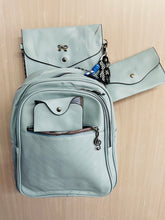 Cargar imagen en el visor de la galería, Mochila combo vinipiel juvenil MOD Cx-3608
