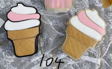 Cargar imagen en el visor de la galería, Bolsa 3D HELADO MOD 104
