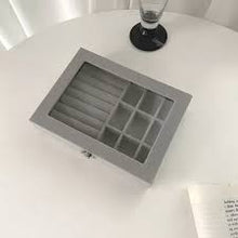 Cargar imagen en el visor de la galería, Caja de almacenamiento tapa de cristal joyero MOD SSJ35
