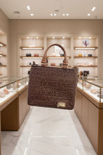 Cargar imagen en el visor de la galería, Bolsa de moda de piel BORELA
