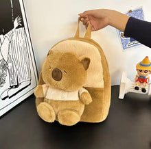 Cargar imagen en el visor de la galería, Mochila de peluche Capybara MOD MC-K109
