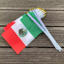 Cargar imagen en el visor de la galería, Bandera de MÉXICO
