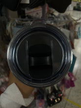 Cargar imagen en el visor de la galería, Nuevo termo de 20oz con tapa de acero inoxidable con aislamiento al vacío
