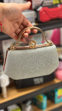 Cargar imagen en el visor de la galería, Bolsa de noche MOD 8988
