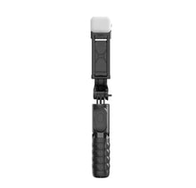 Cargar imagen en el visor de la galería, Palo Selfie Trípode Bluetooth Stick Control Remoto Luz 360 MOD Q11S
