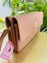 Cargar imagen en el visor de la galería, Cartera de dama polo varios diseños
