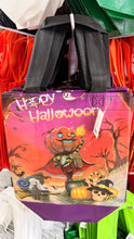Cargar imagen en el visor de la galería, Dulceros o bolsitas para pedir dulces HALLOWEN para niños  MOD T-12697
