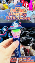 Cargar imagen en el visor de la galería, Lámpara de mano con luz y personaje de hallowen MOD 686184
