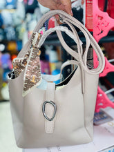 Cargar imagen en el visor de la galería, Bolsa de moda excelente calidad MOD G8906
