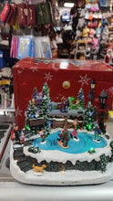Cargar imagen en el visor de la galería, Villa navideña con pista de hielo luces y sonido MOD W212
