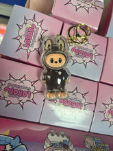Cargar imagen en el visor de la galería, Llavero LABUBU MOD BABY
