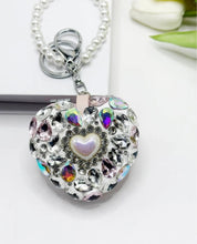 Cargar imagen en el visor de la galería, Espejo plegable accesorio para bolsa de forma de corazón
