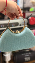 Cargar imagen en el visor de la galería, Bolsa de noche MOD 8987
