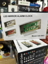 Cargar imagen en el visor de la galería, Reloj de pantalla curva, despertador Led Digital con pantalla de temperatura, reloj de espejo grande, repetición, mesita de noche, decoración de habitación MOD GS-5903
