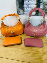 Cargar imagen en el visor de la galería, Bolsa de dama con cartera MOD LD-MX-06A
