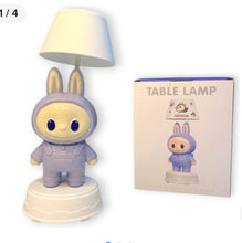 Cargar imagen en el visor de la galería, Lámpara de LABUBU 3 Cambios De Luz Para Niños Con Sacapuntas MOD 388A
