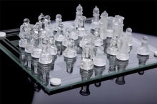 Cargar imagen en el visor de la galería, Juego de ajedrez de cristal, tablero de ajedrez de cristal, Reunión Internacional para Niños, juego de entretenimiento familiar
